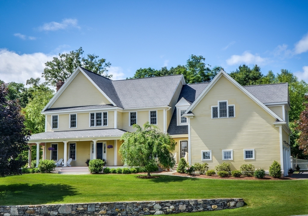 11 Davis Brook Drive