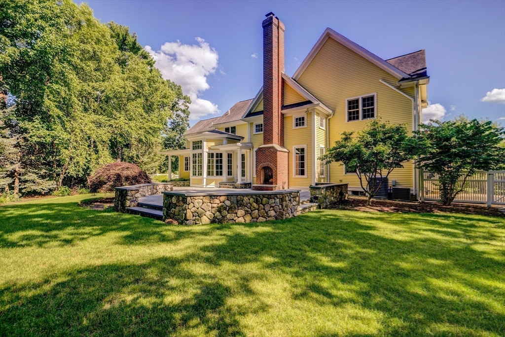 11 Davis Brook Drive