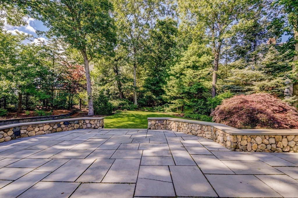 11 Davis Brook Drive