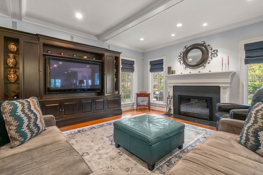 11 Davis Brook Drive