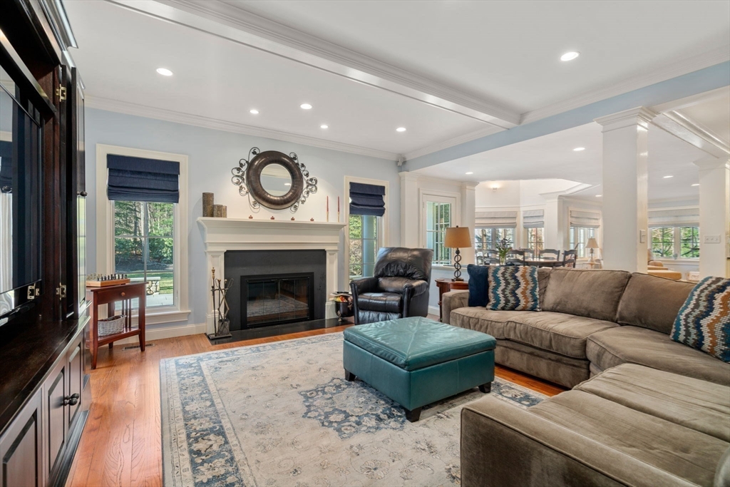 11 Davis Brook Drive