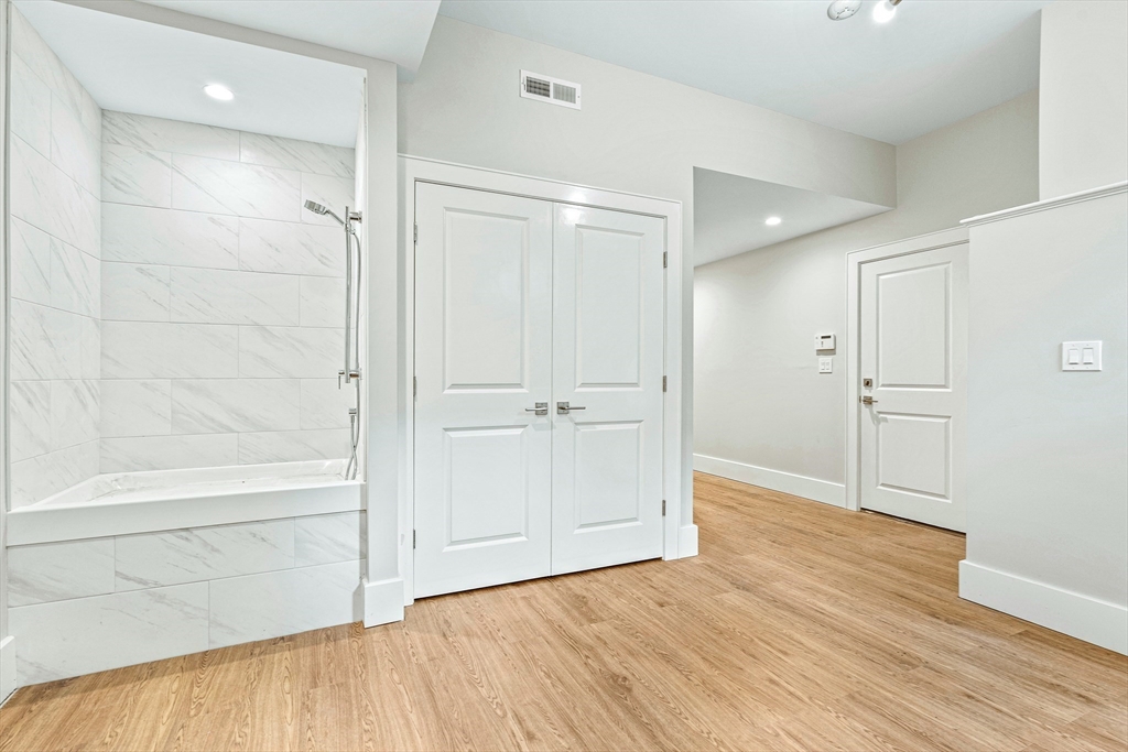 21 Colburn Rd