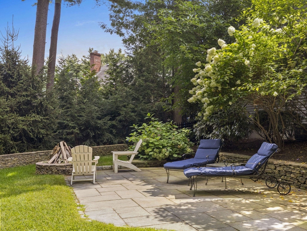 5 Greenbough Lane