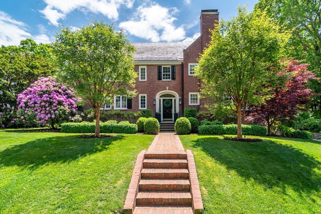 10 Benton Street