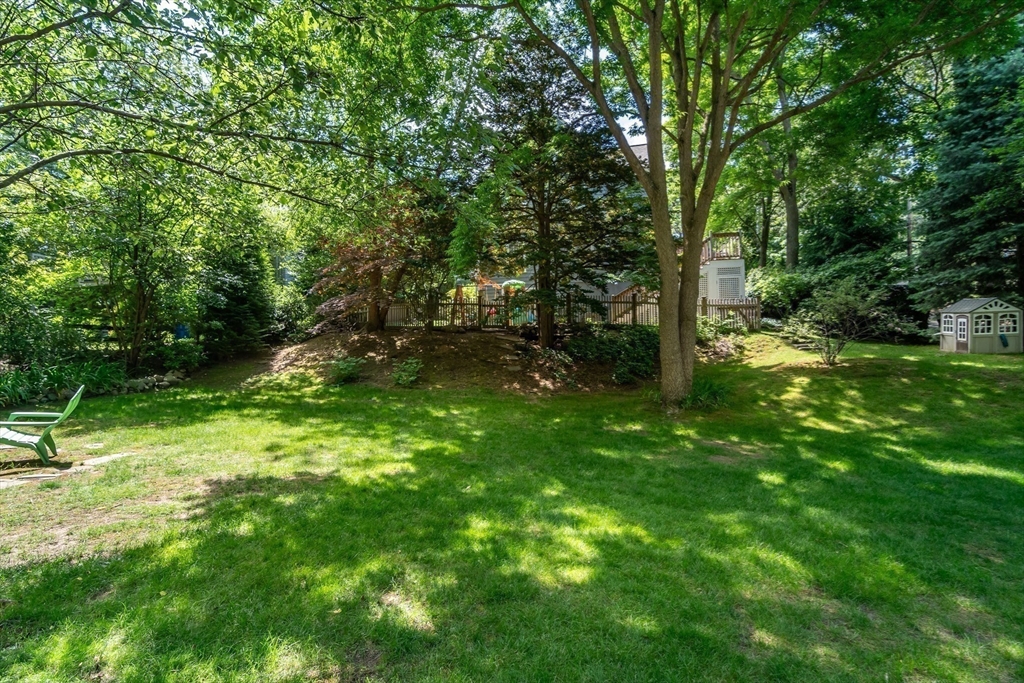 25 Glen Road