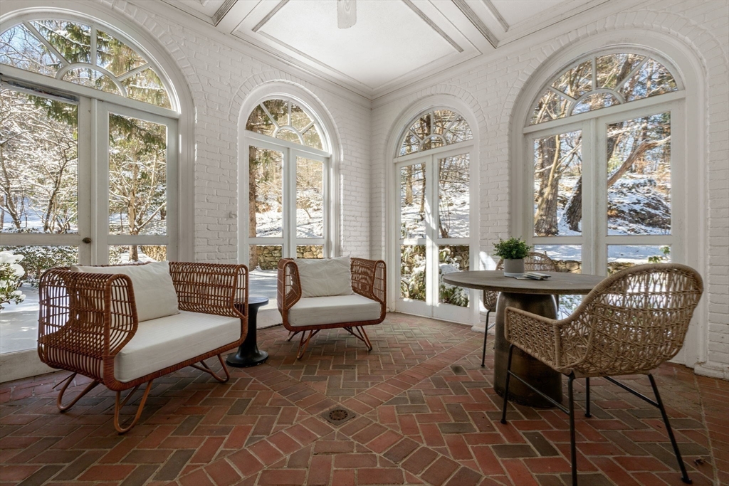 200 Pond Road
