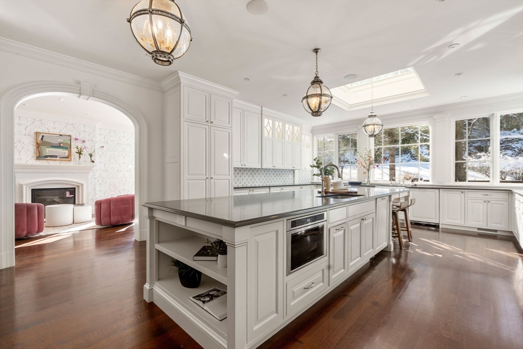 200 Pond Road
