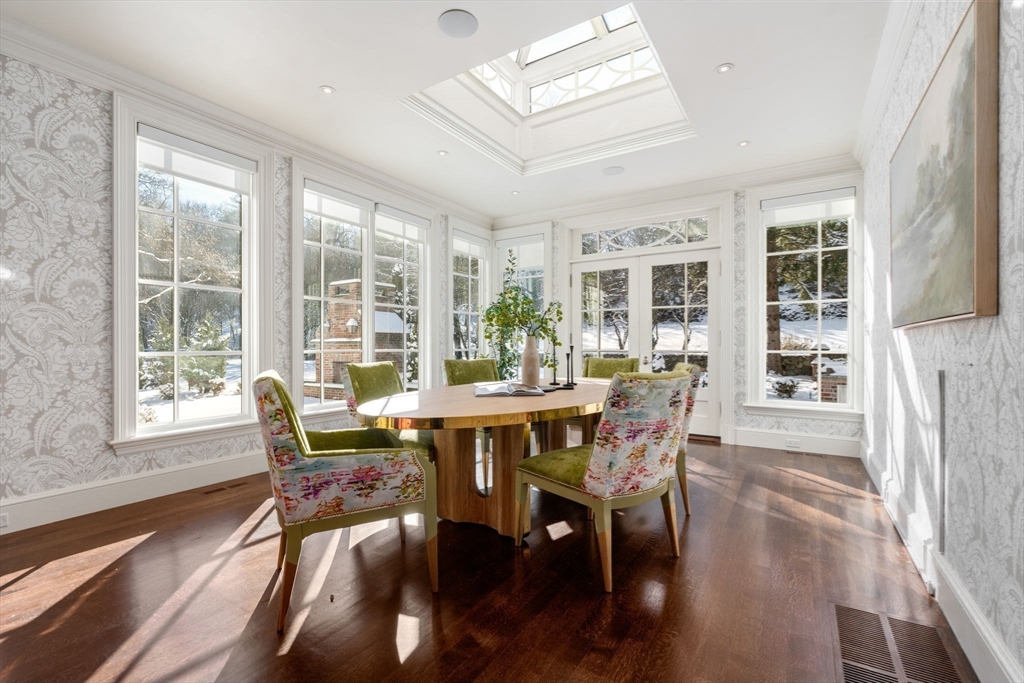 200 Pond Road