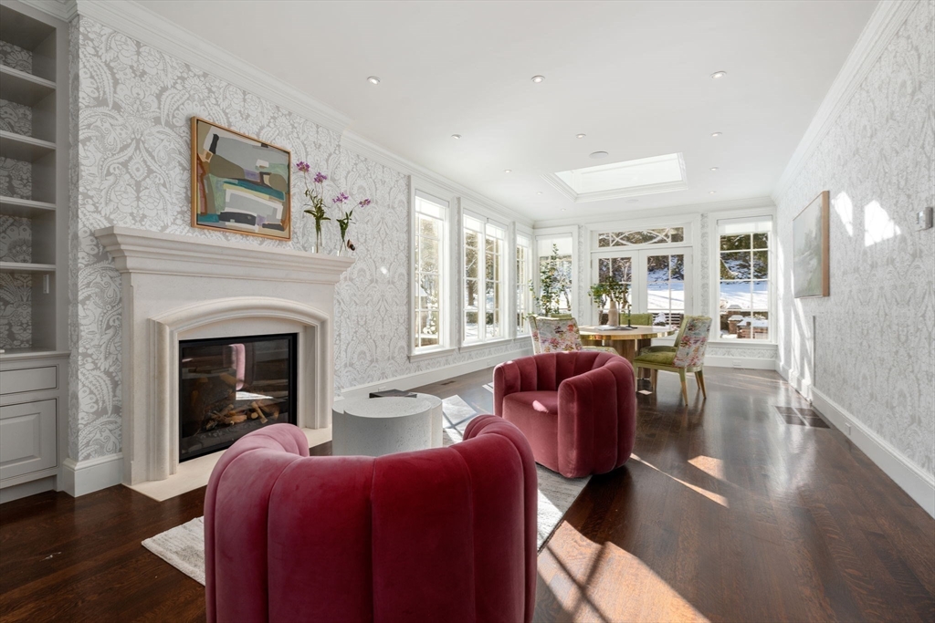 200 Pond Road
