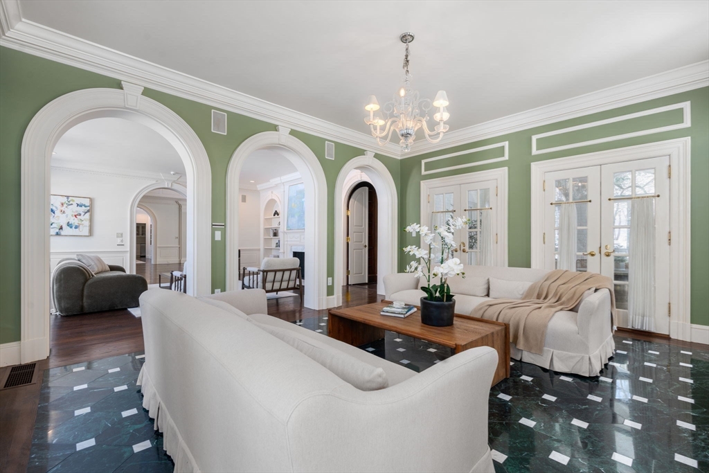 200 Pond Road