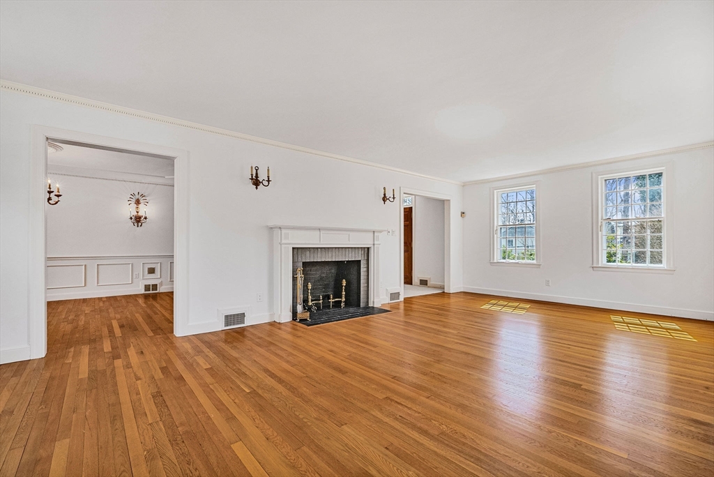 11 Wachusett Rd # 1