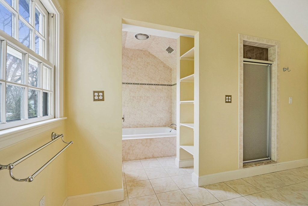 11 Wachusett Rd # 1