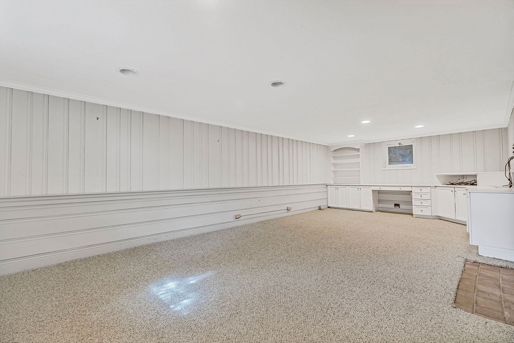 11 Wachusett Rd # 1