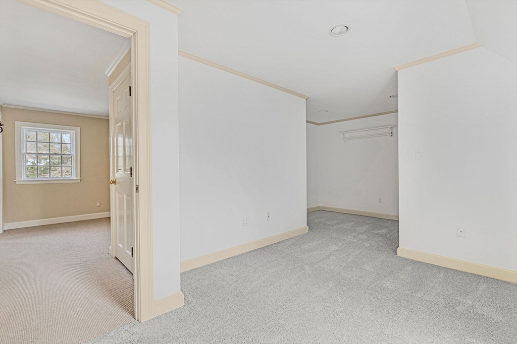 11 Wachusett Rd # 1
