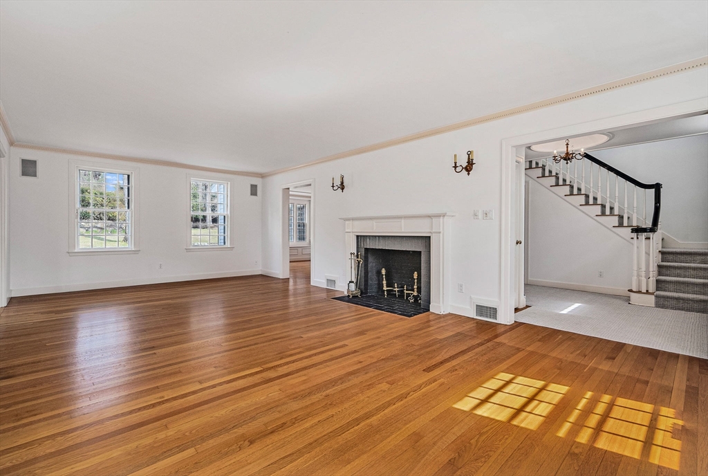 11 Wachusett Rd # 1