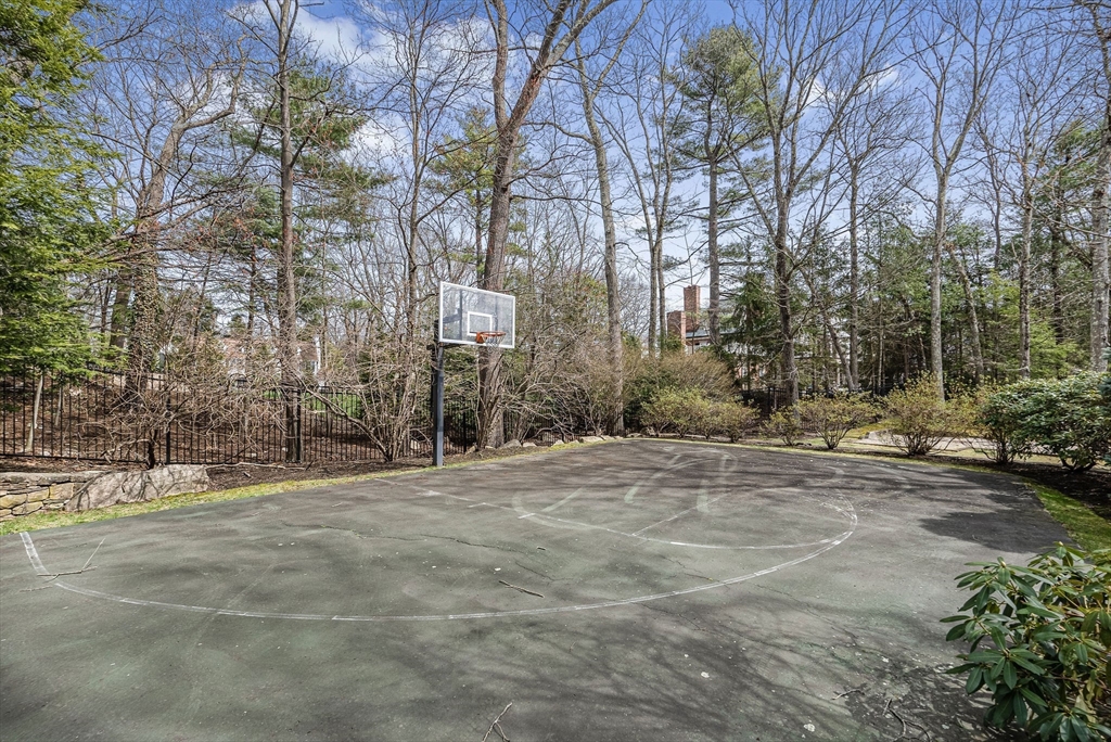 11 Wachusett Rd # 1