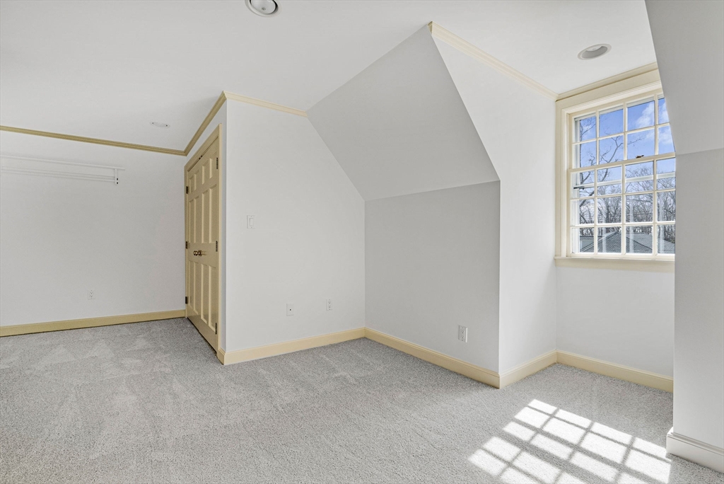 11 Wachusett Rd # 1