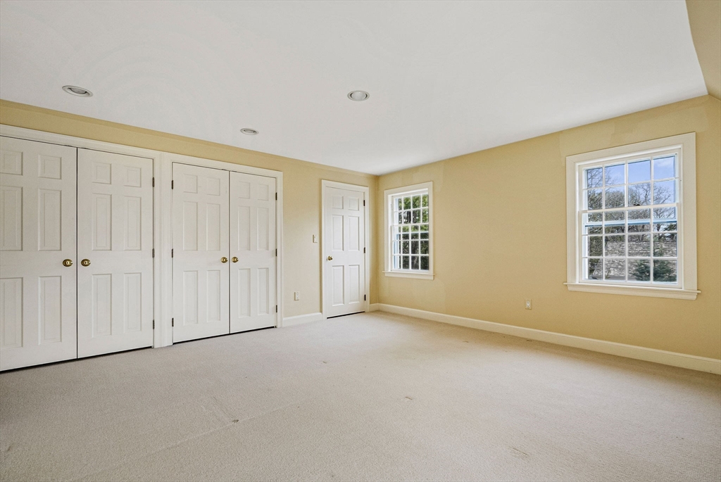 11 Wachusett Rd # 1
