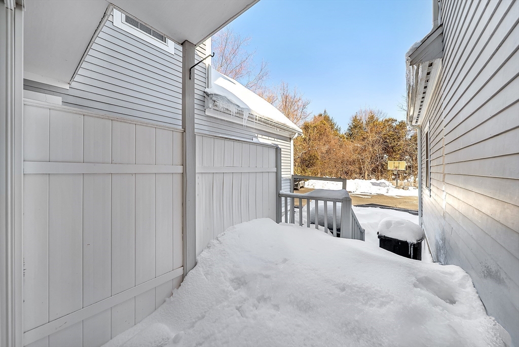 132 Howe St # B