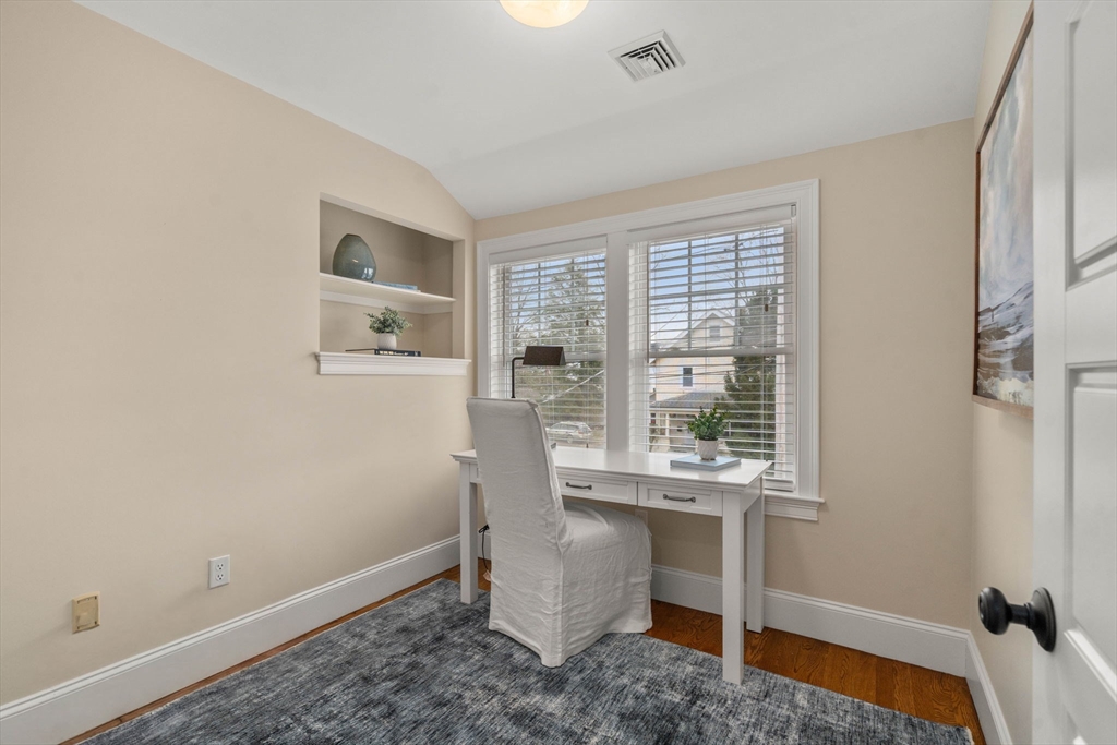 59 Greenwood Ave