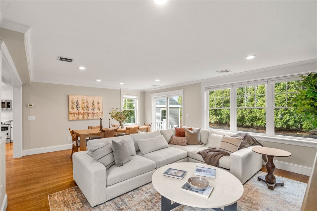 59 Greenwood Ave