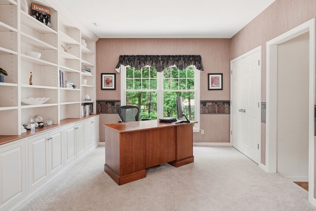 6 Nokomis Way