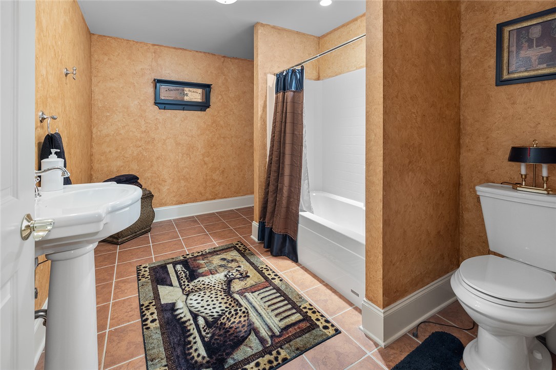 103 Country Walk Circle