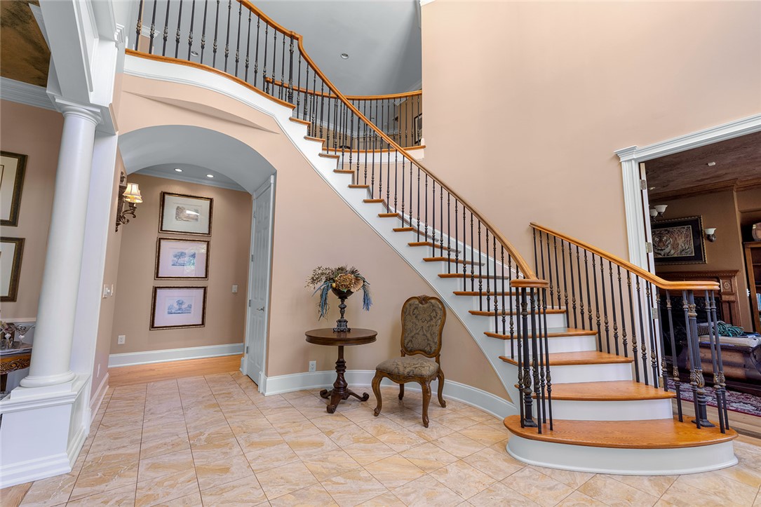 103 Country Walk Circle