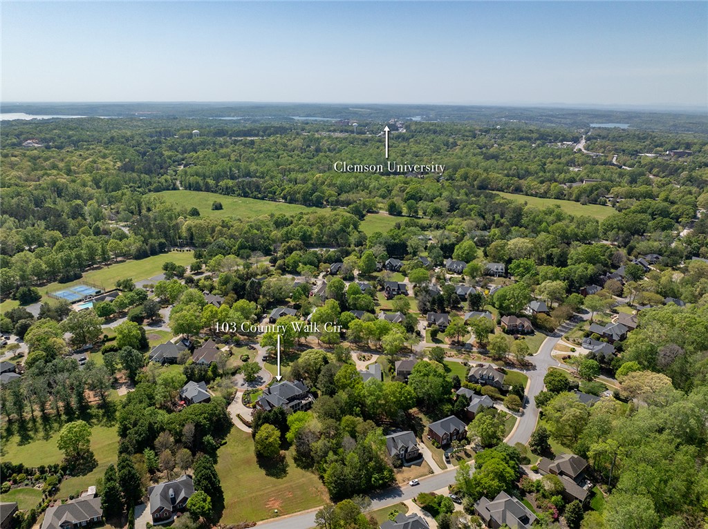 103 Country Walk Circle