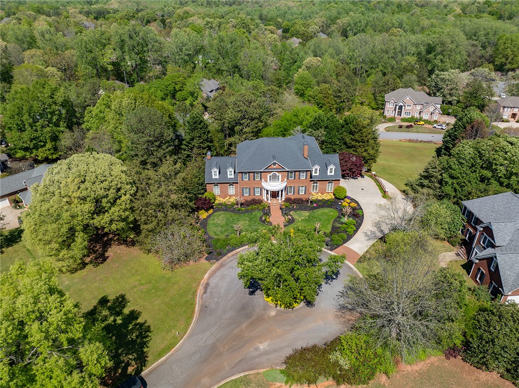 103 Country Walk Circle