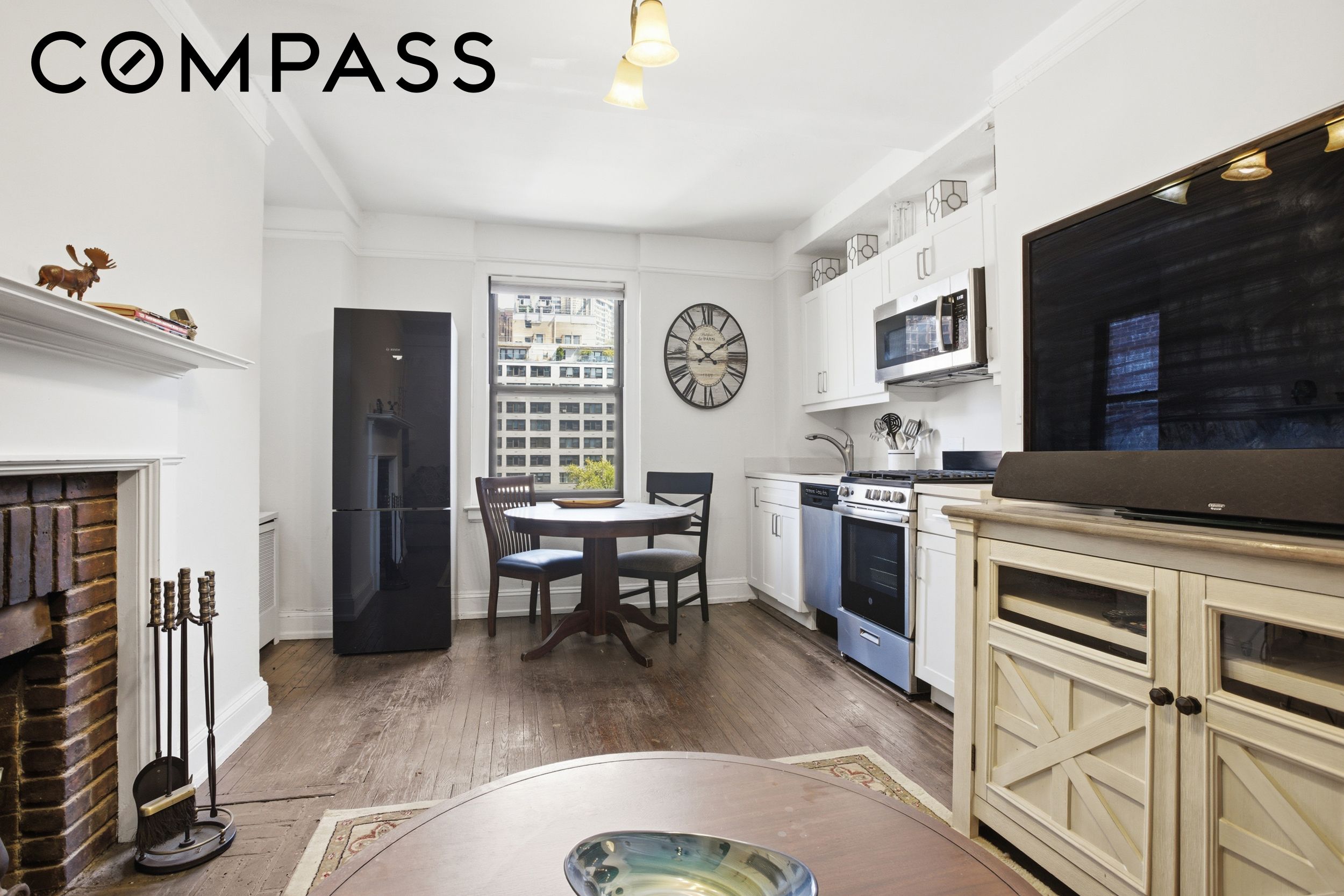 10 Mitchell Place 9F