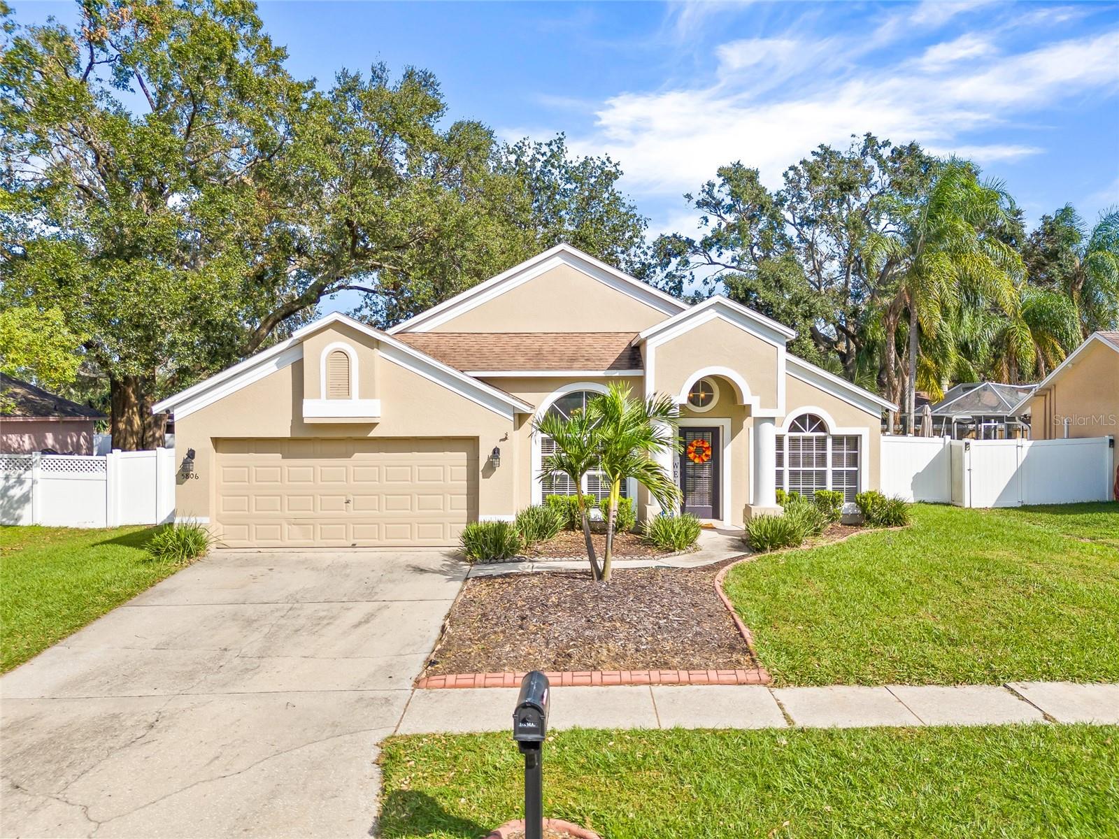 5806 ERHARDT DR