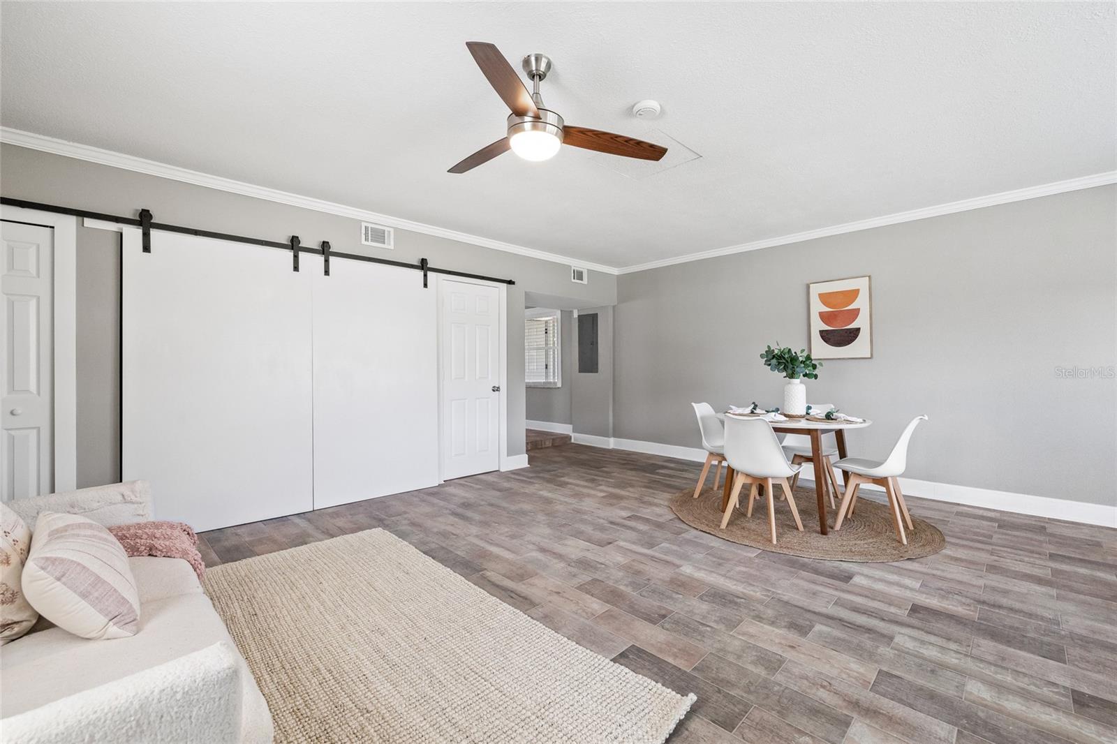 7343 BROOKVIEW CIR