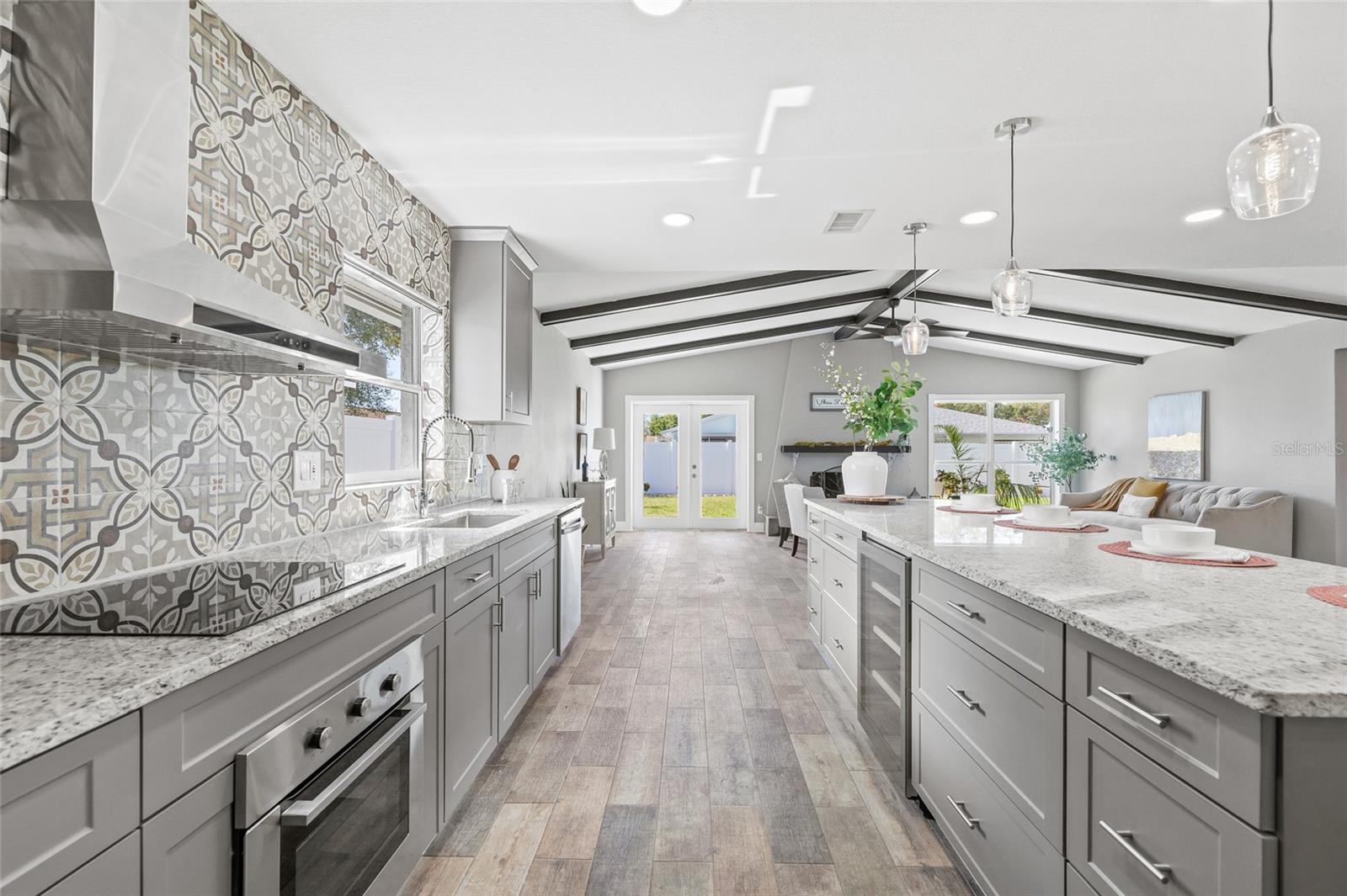7343 BROOKVIEW CIR