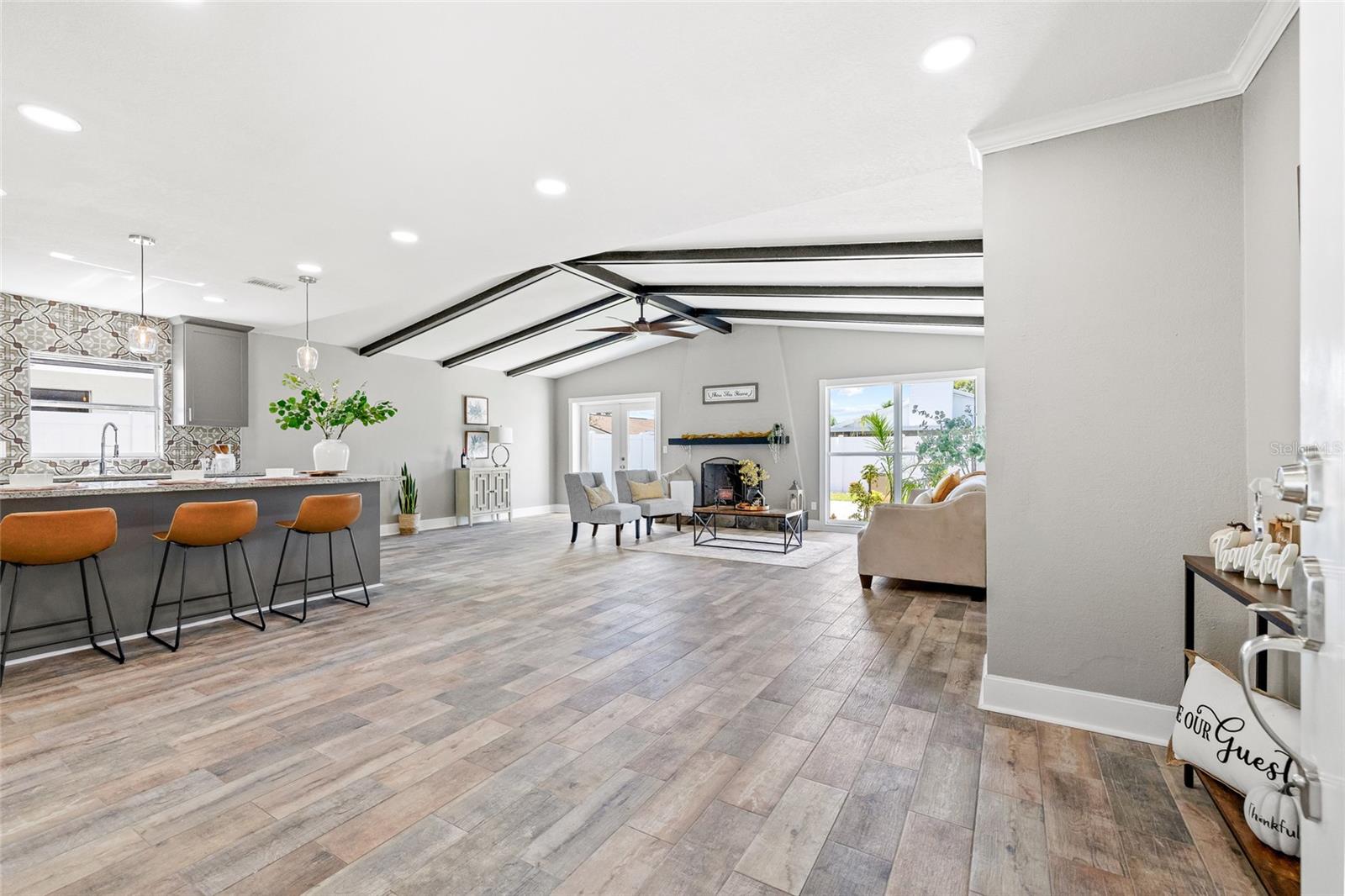 7343 BROOKVIEW CIR