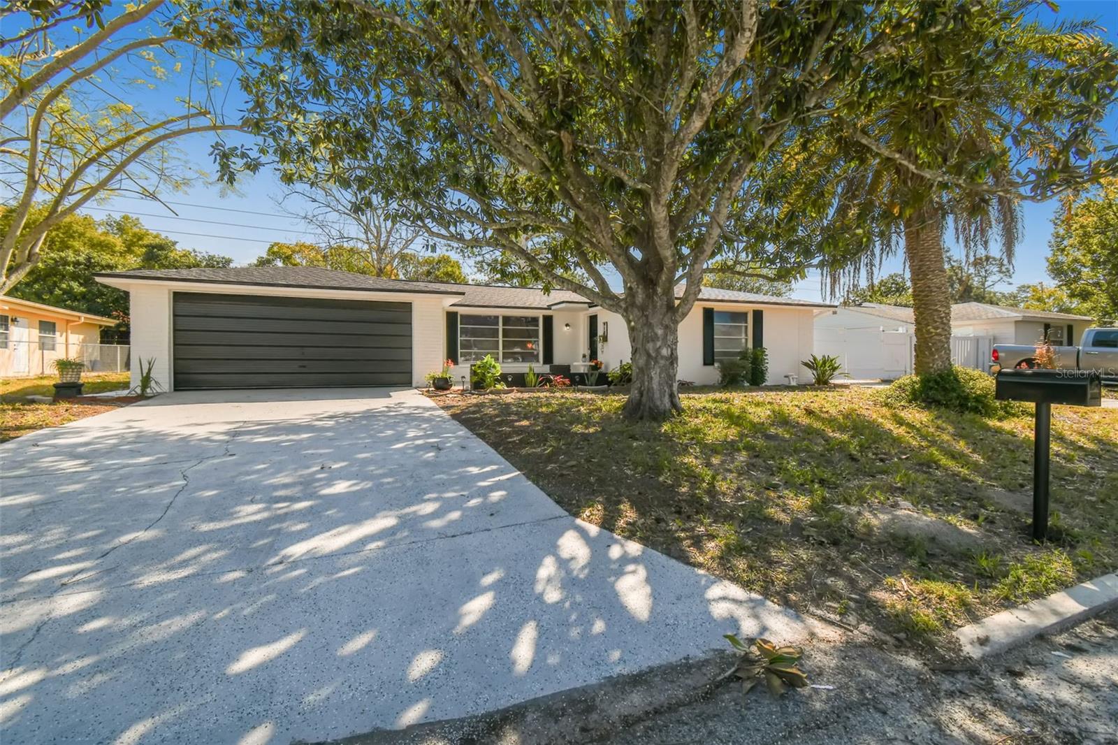 11338 YELLOWWOOD LN