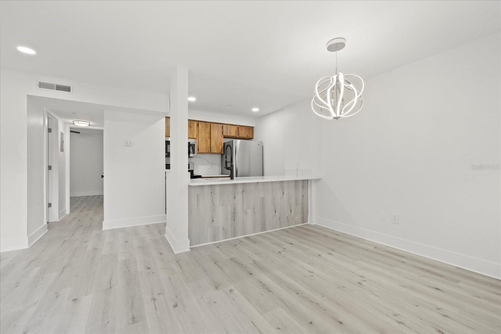 525 S LINCOLN AVE #B108