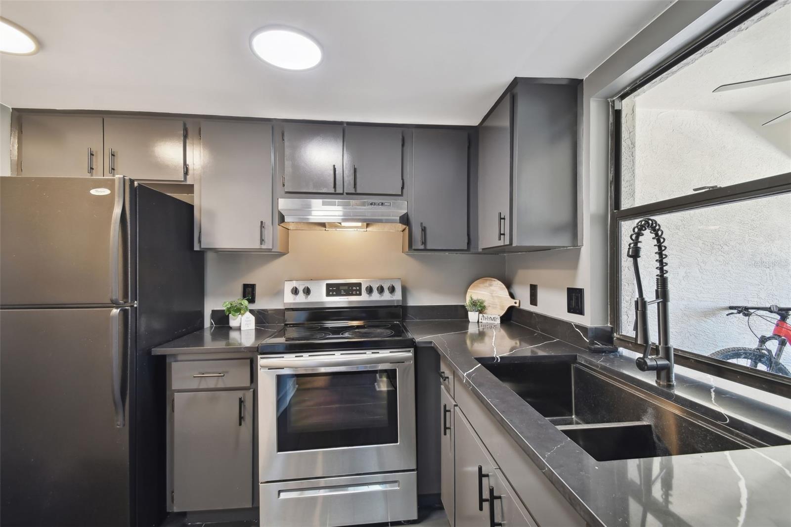 13612 S VILLAGE DR #5311