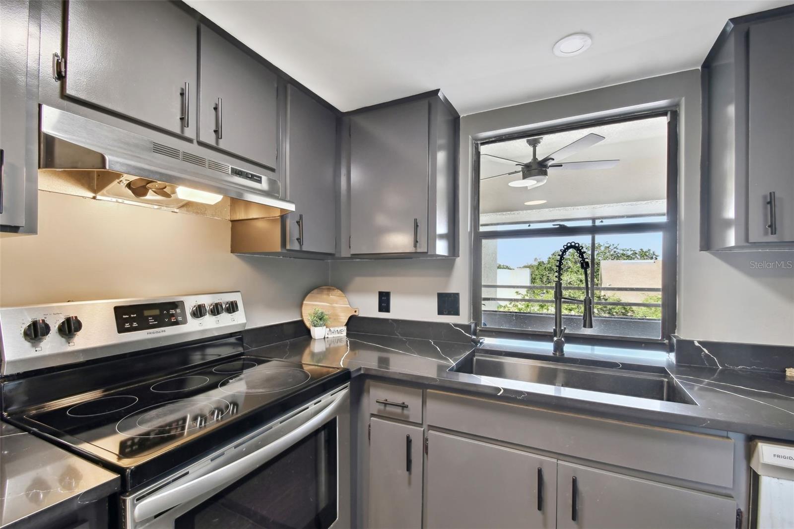 13612 S VILLAGE DR #5311