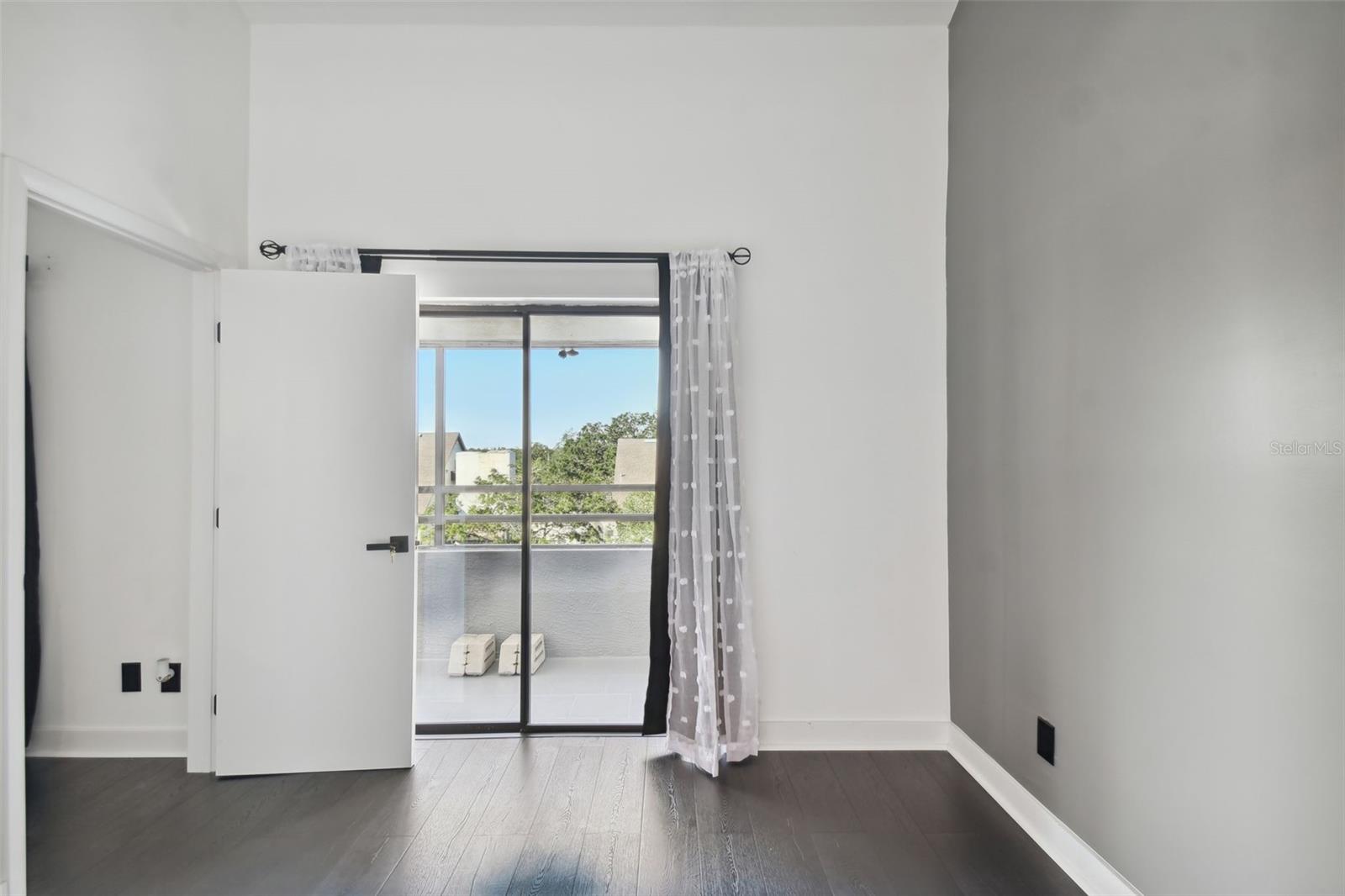 13612 S VILLAGE DR #5311