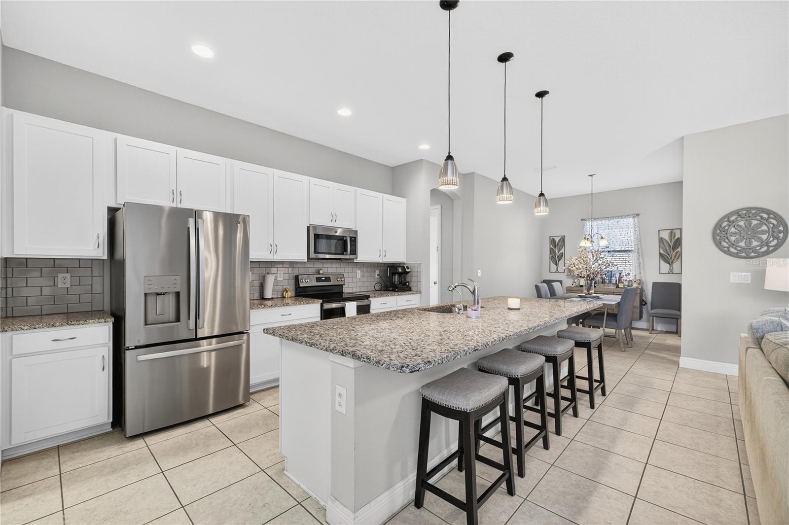 4002 SALIDA DELSOL DR