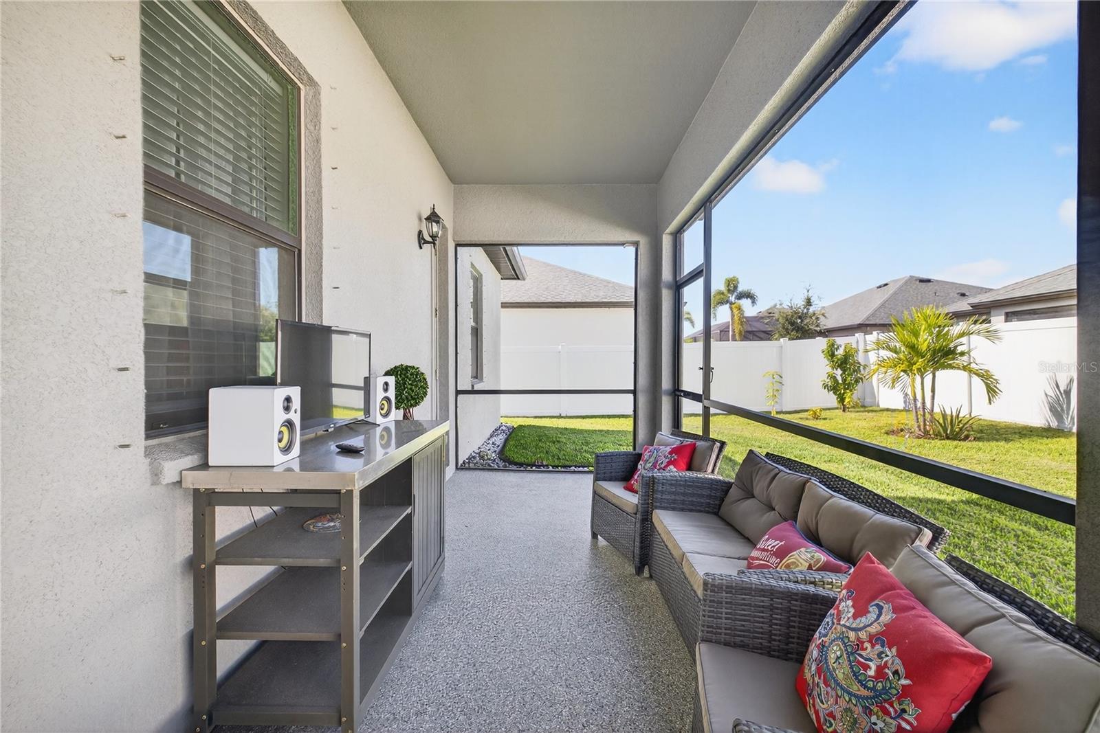 4002 SALIDA DELSOL DR