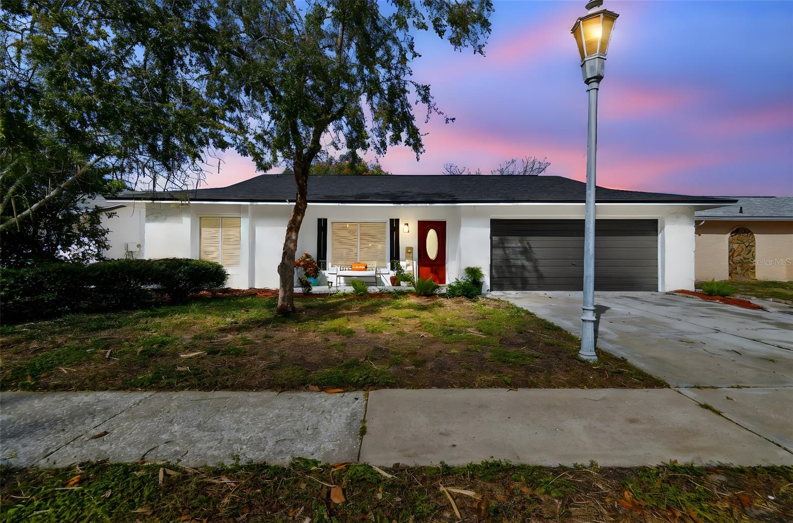 8611 GANDY LN