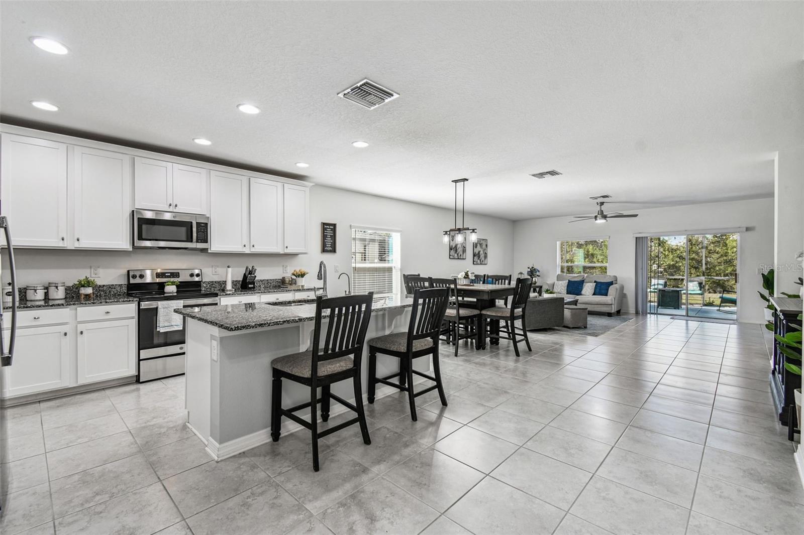 12907 CONQUISTADOR LOOP
