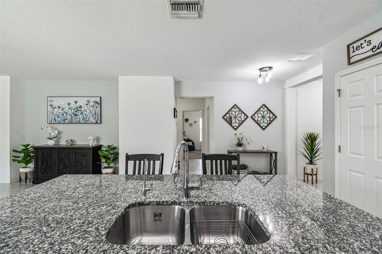 12907 CONQUISTADOR LOOP