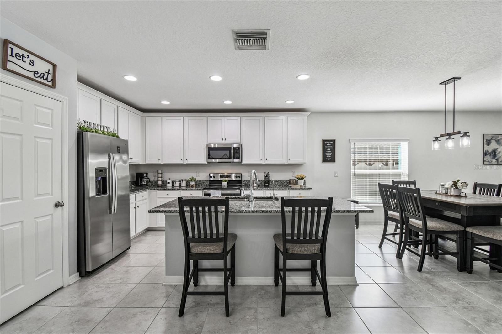 12907 CONQUISTADOR LOOP