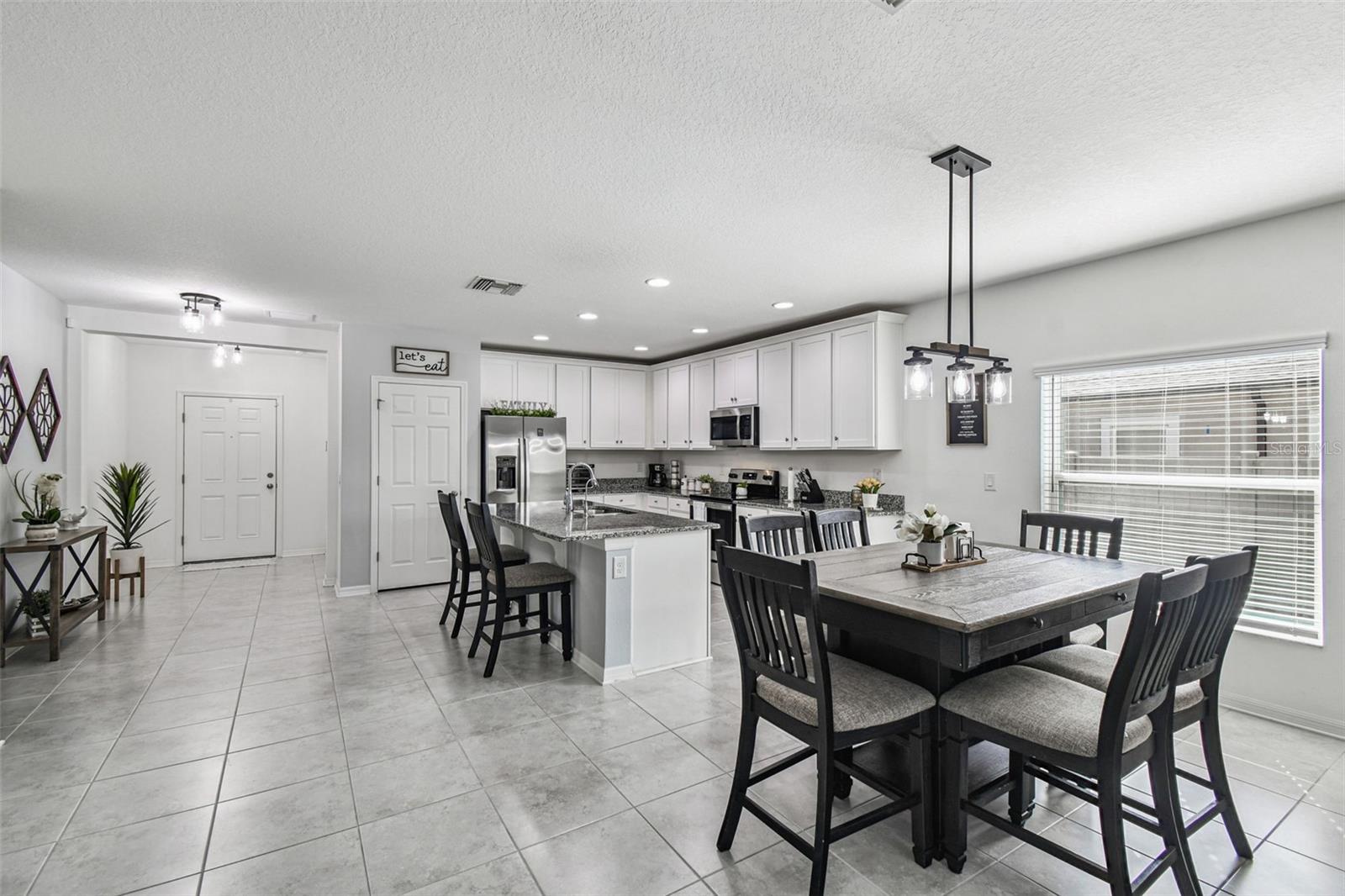 12907 CONQUISTADOR LOOP