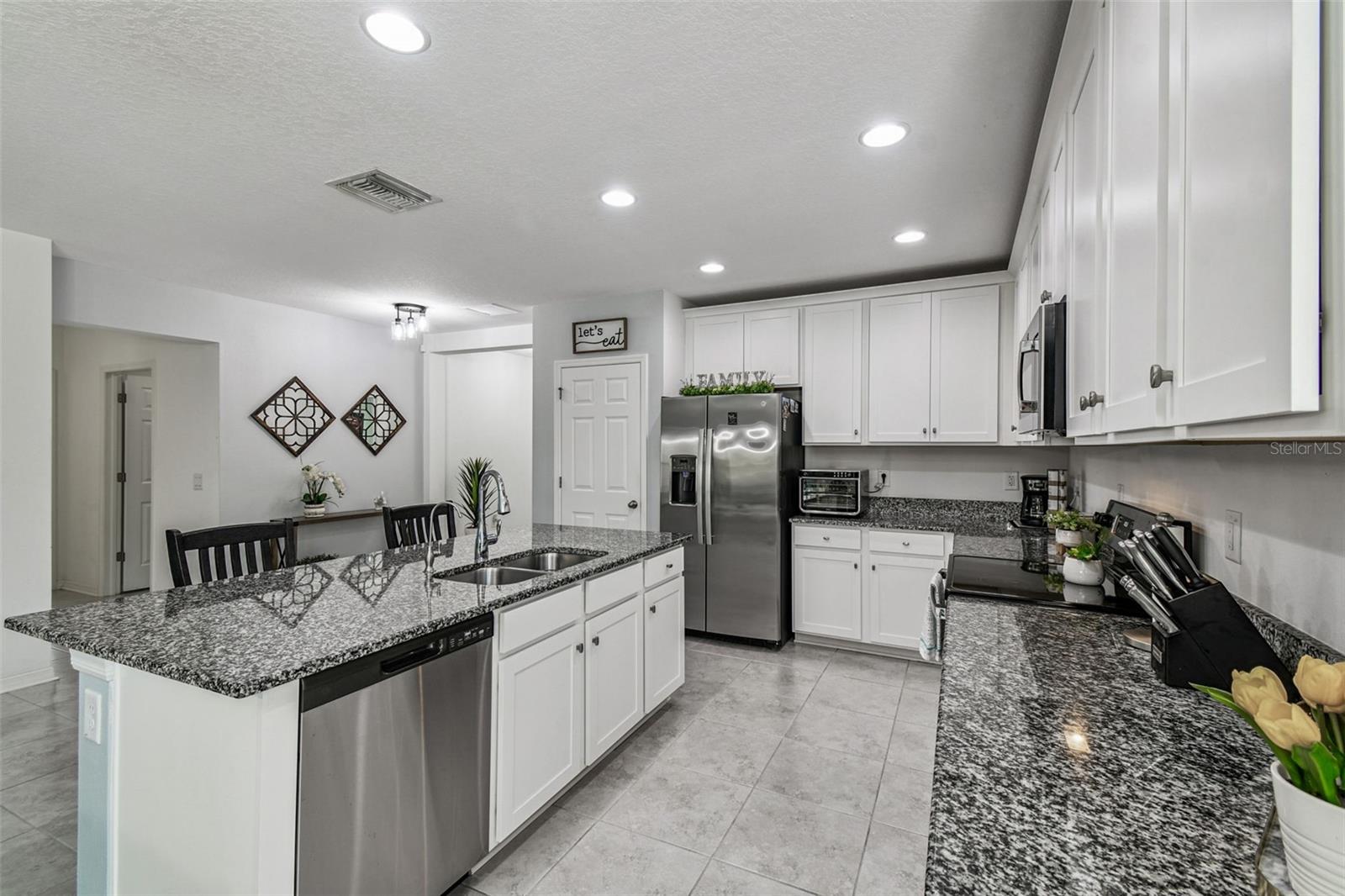 12907 CONQUISTADOR LOOP