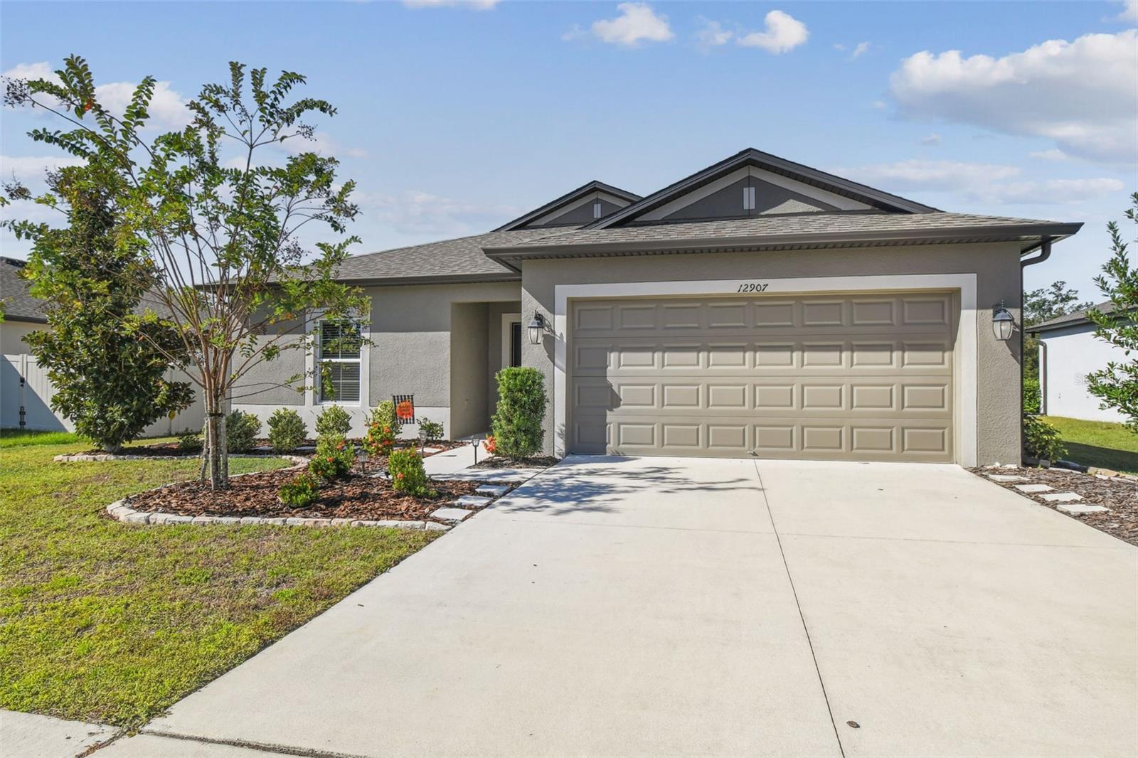 12907 CONQUISTADOR LOOP