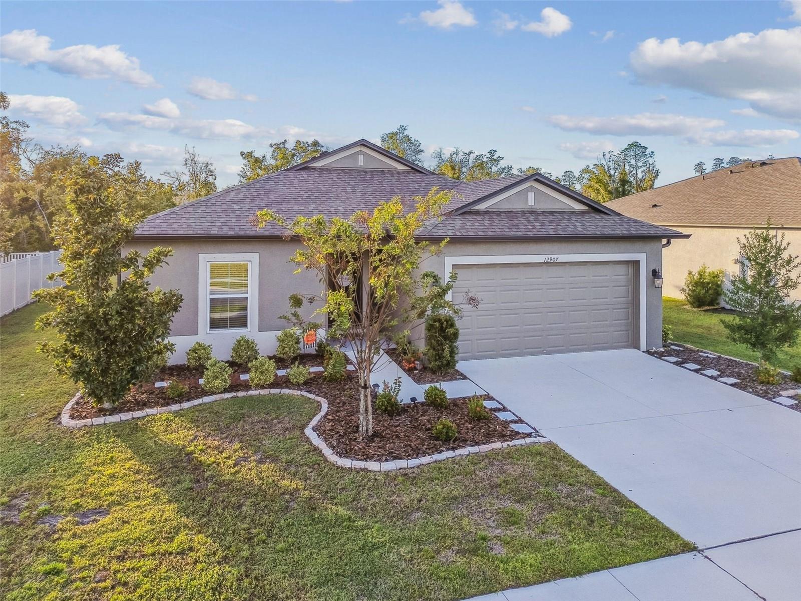 12907 CONQUISTADOR LOOP